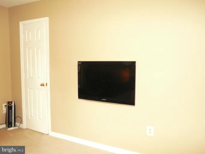 7812 Windy Point Court Springfield, VA 22153 - Photo 3 of 24 Bedroom 3rd