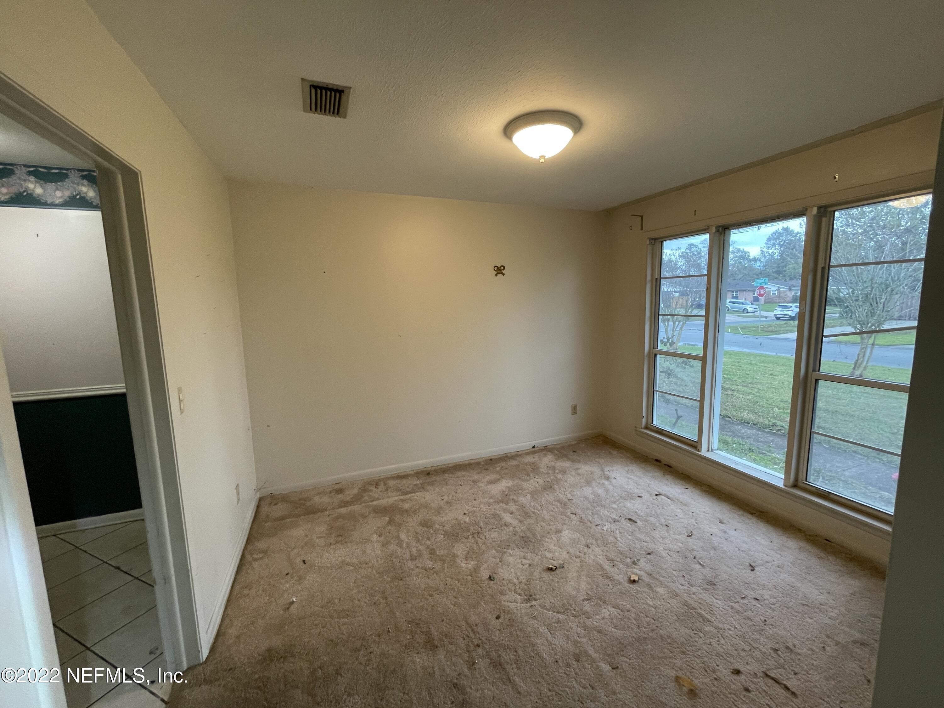 706 Trinidad Road Jacksonville, FL 32216 - Photo 4 of 13 Den