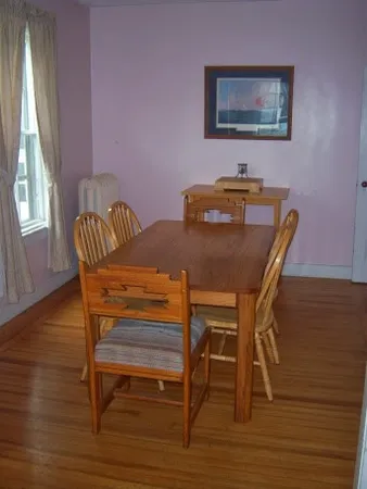 $2,700 | 30 Simmons Street, Newport, RI 02840