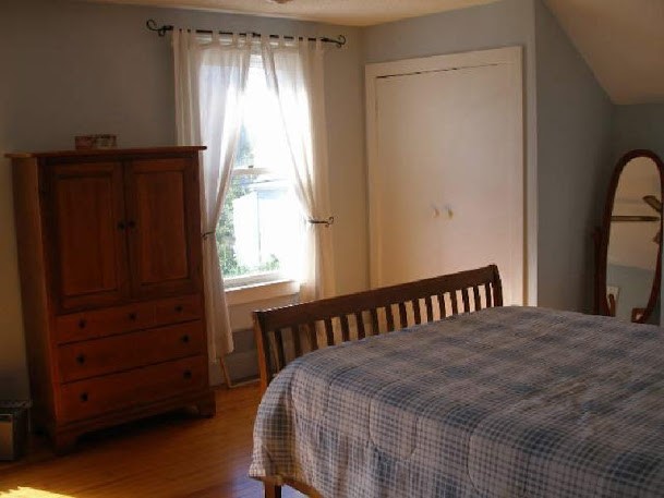 30 Simmons Street Newport, RI 02840 - Photo 8 of 14