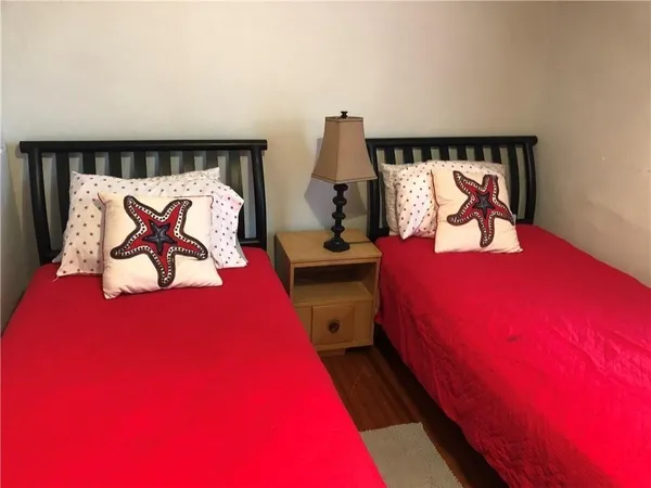 $2,700 | 30 Simmons Street, Newport, RI 02840