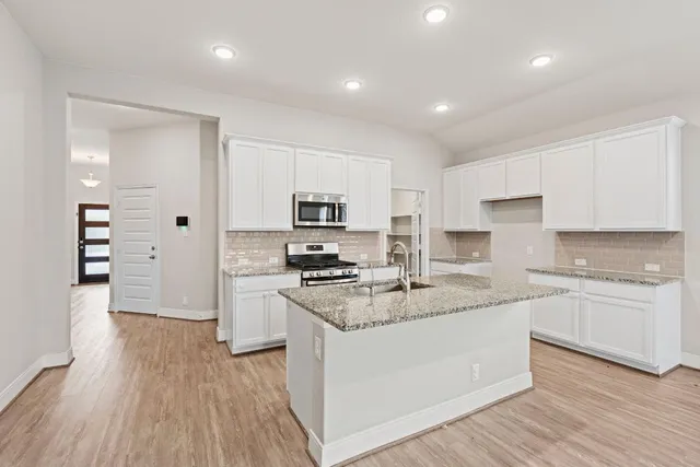 $439,000 | 3065 Nister, New Braunfels, TX 78130