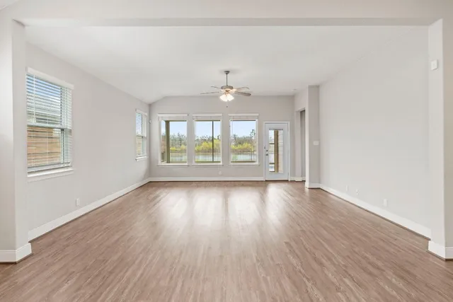 $439,000 | 3065 Nister, New Braunfels, TX 78130