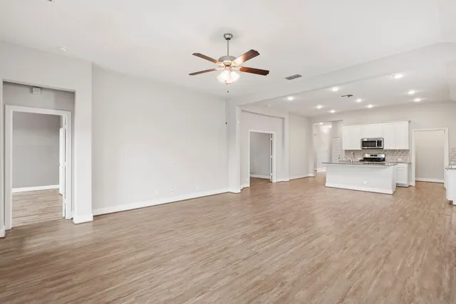 $439,000 | 3065 Nister, New Braunfels, TX 78130