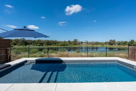 $439,000 | 3065 Nister, New Braunfels, TX 78130