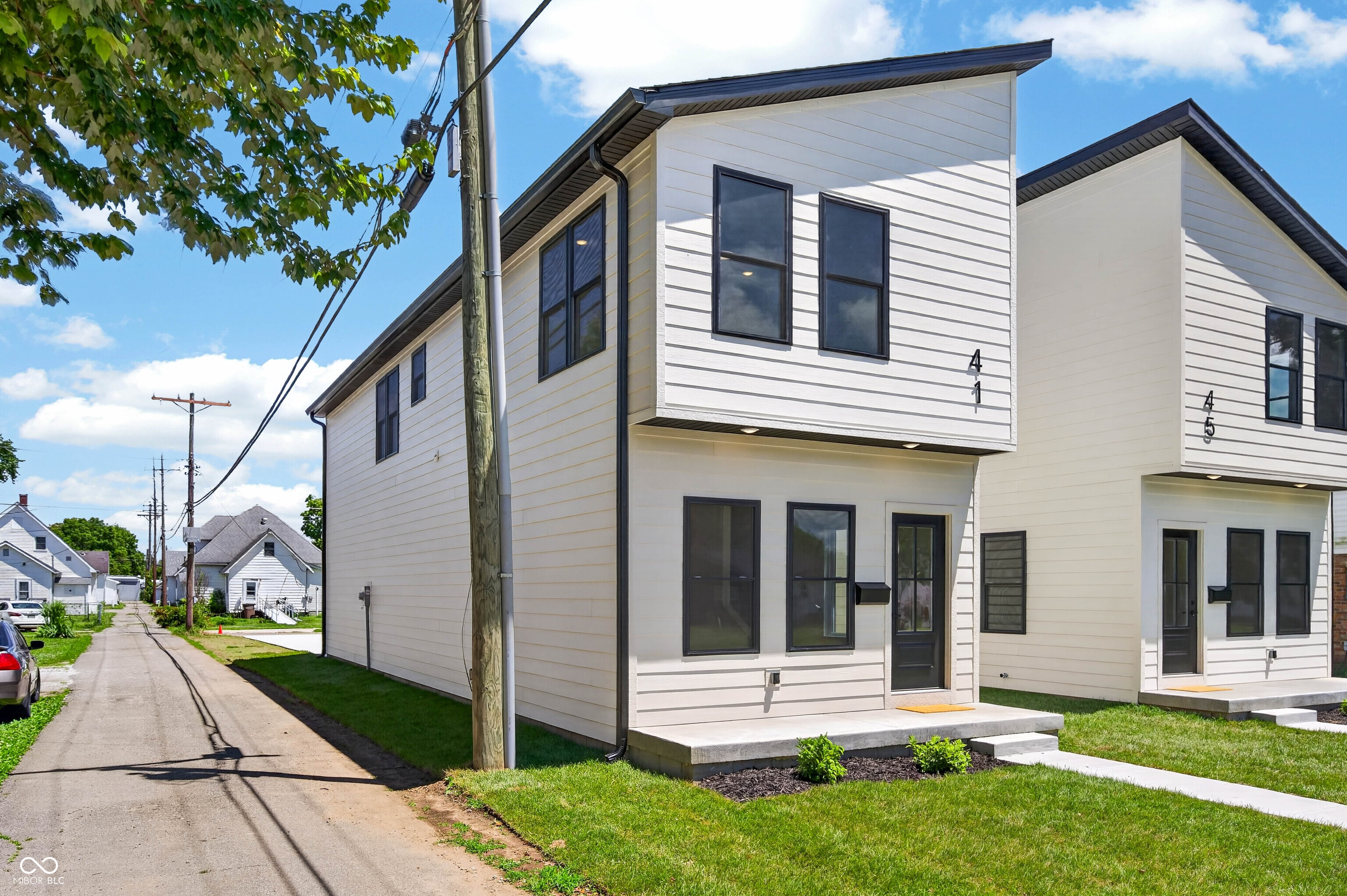 41 South Beatty Street Columbus, IN 47201 - Photo 2 of 69