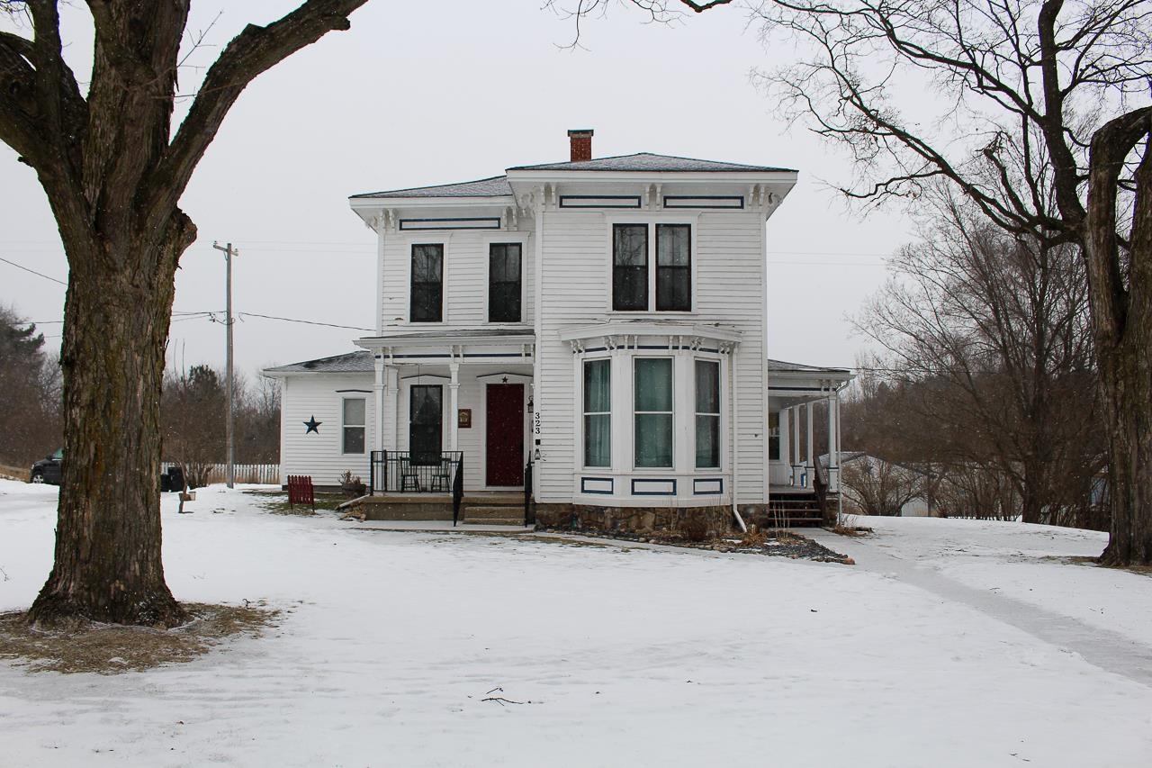 323 Main Street Blanchard, MI 49310 - Photo 1 of 55 1896876.JPG