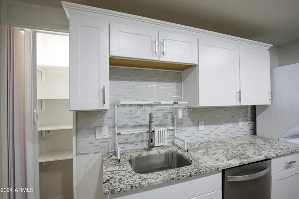 $2,100 | 5929 West Nancy Road, Glendale, AZ 85306