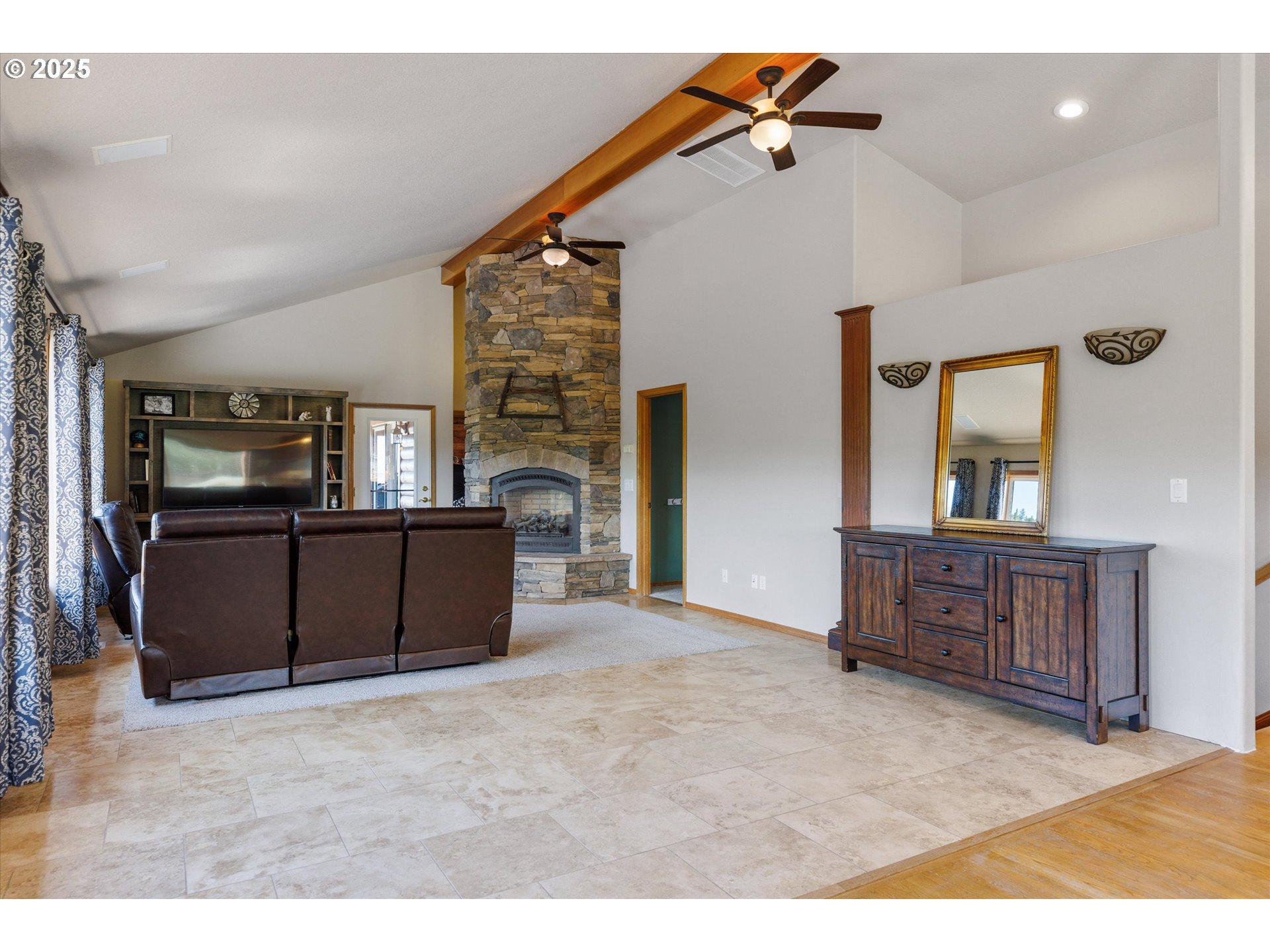 80300 Taylor Grade Road Dufur, OR 97021 - Photo 9 of 43 Gallery Image 9
