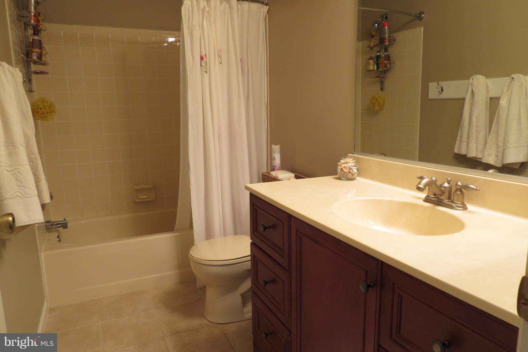 1063 Long Valley Road Westminster, MD 21158 - Photo 21 of 30 Bath