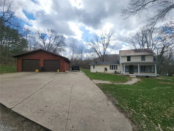 $270,000 | 6784 Old Zoarville Road Northeast, Dover, OH 44622