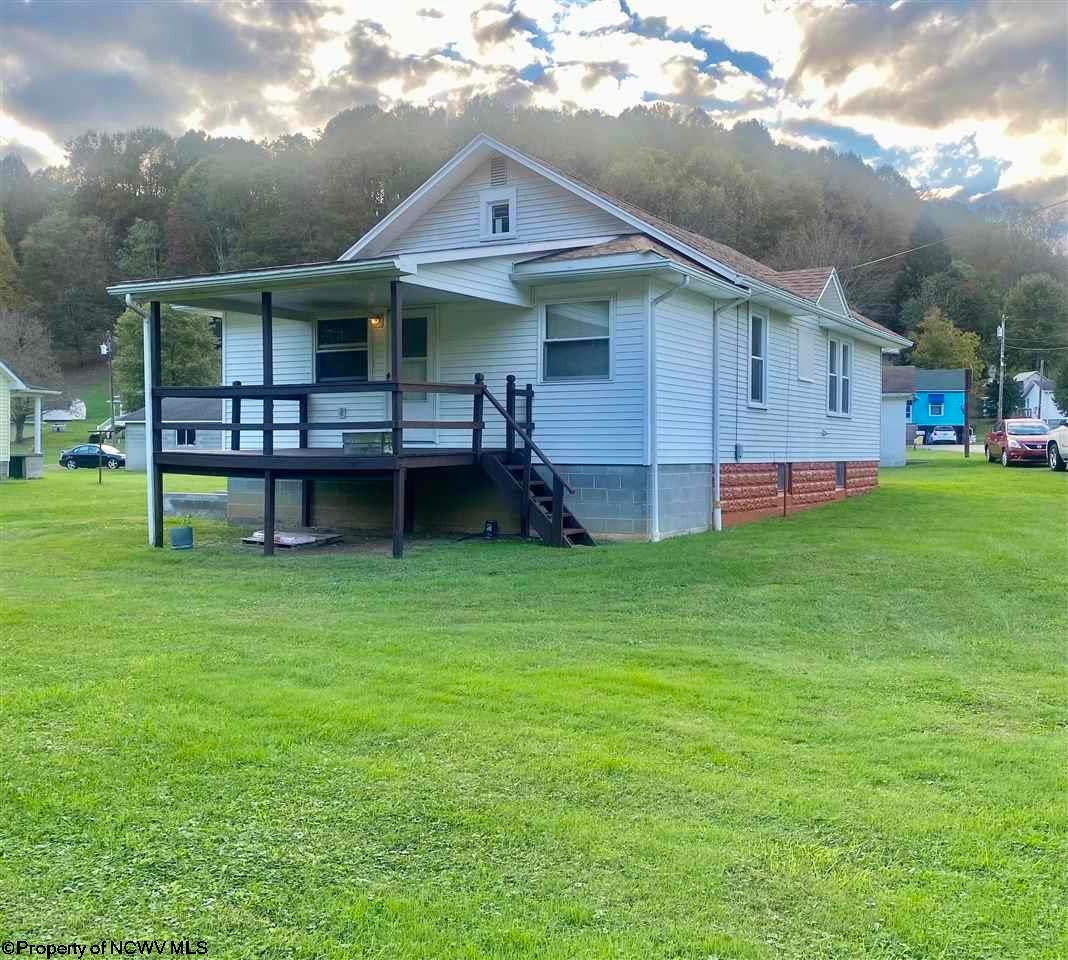 9 Punkin Center Road Fairview, WV 26570 - Photo 1 of 30 Gallery Image 1