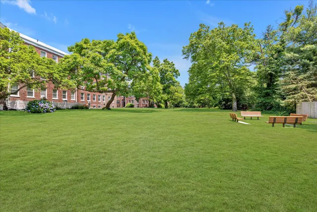 $470,000 | 1 Meadow Drive, Unit 3K, Woodmere, NY 11598