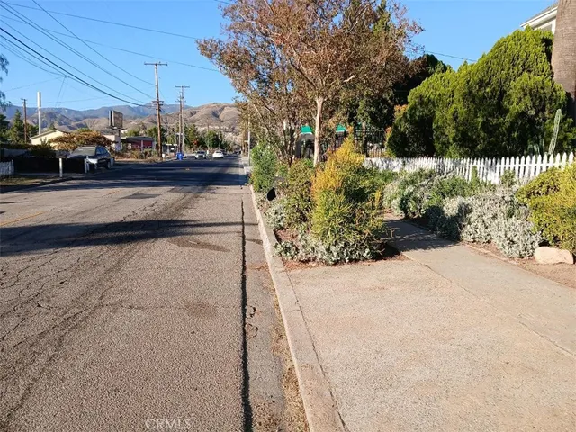 $688,888 | 2111 Orange Street, Highland, CA 92346