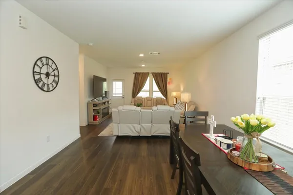 $330,000 | 14463 Cedar Br Lane, Conroe, TX 77302