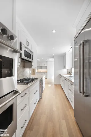 $4,395,000 | 317 West 89th Street, Unit 9E | Upper West Side