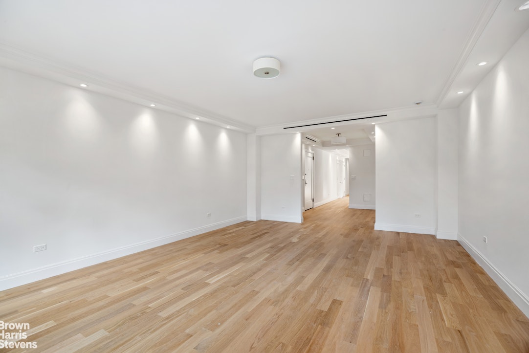 317 West 89th Street, Unit 9E Manhattan, NY 10024 - Photo 19 of 23