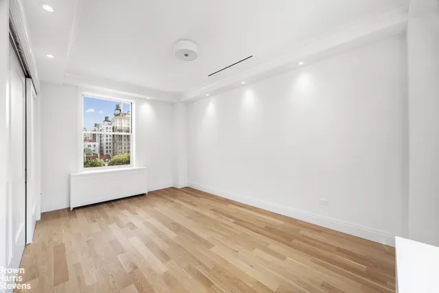 $4,395,000 | 317 West 89th Street, Unit 9E | Upper West Side