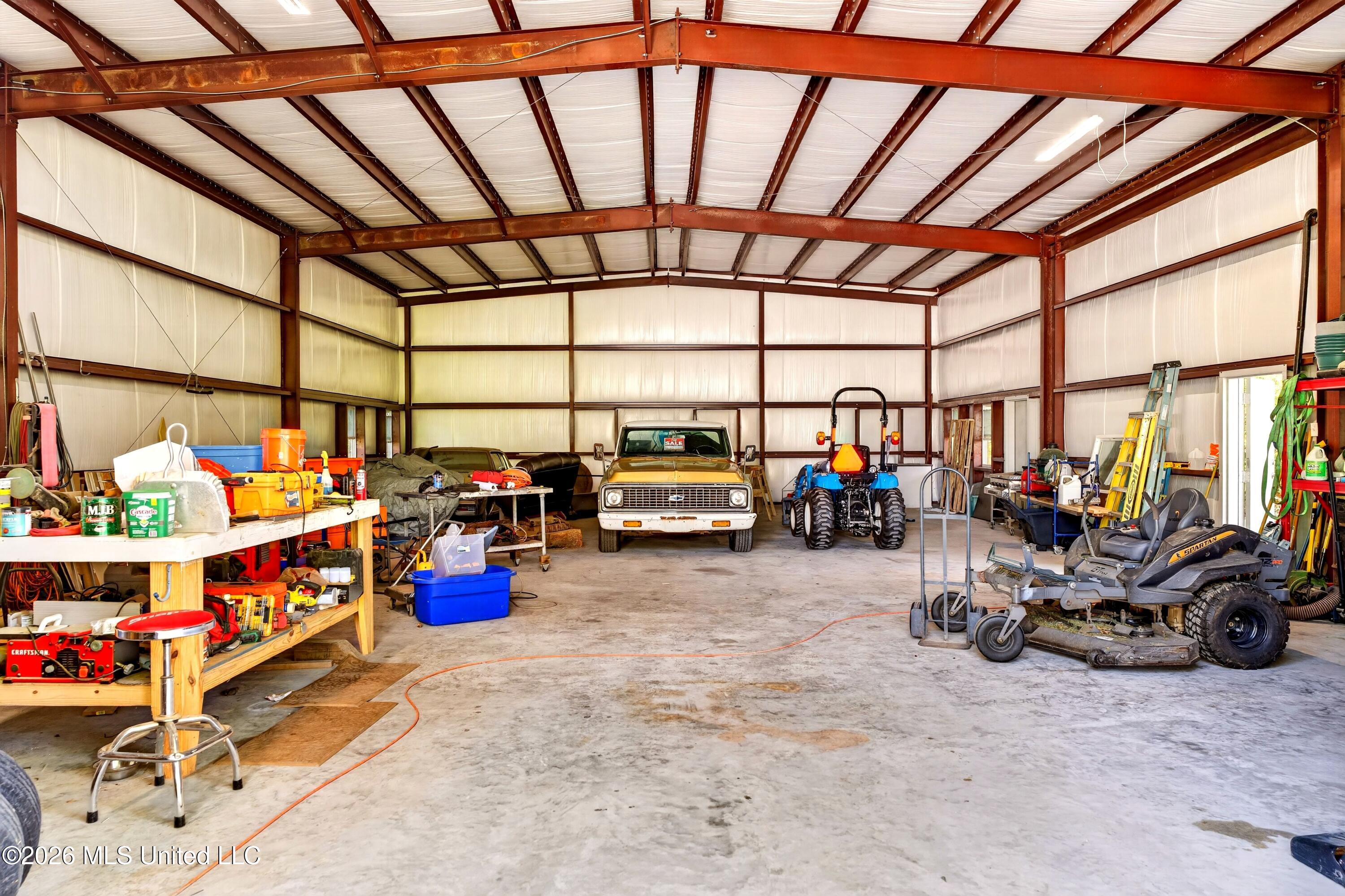 23 Buddy Road Picayune, MS 39466 - Photo 37 of 49 Inside workshop