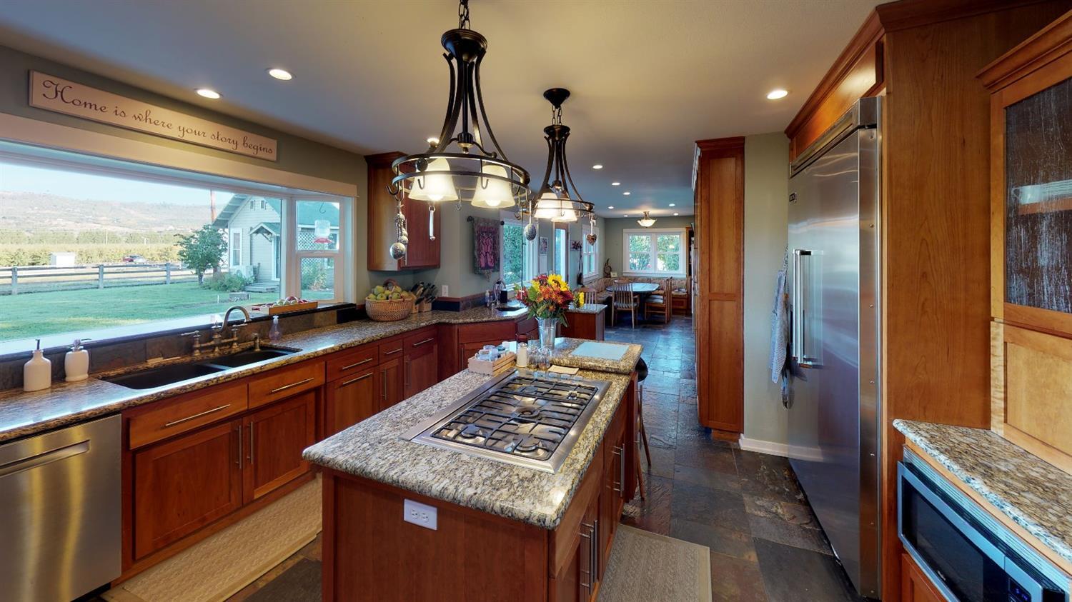 2176 East Vilas Road Central Point, OR 97502 - Photo 11 of 40 Additional Photo