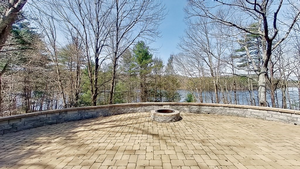 30 Camp Road Sturbridge, MA 01518 - Photo 24 of 40