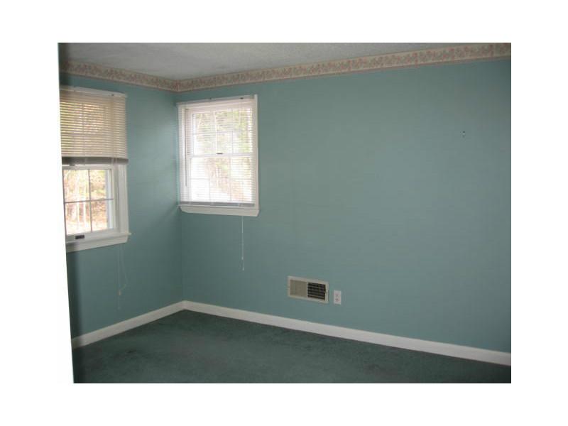 1495 Chopmist Hill Road Scituate, RI 02857 - Photo 15 of 25 Bedroom. Good size bedroom on 2nd floor!