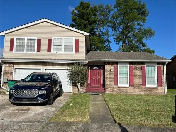 $220,000 | 2529 West Catawba Drive, Harvey, LA 70058