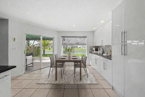 $899,999 | 11018 Northwest 47th Terrace, Doral, FL 33178