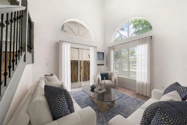 $899,999 | 11018 Northwest 47th Terrace, Doral, FL 33178