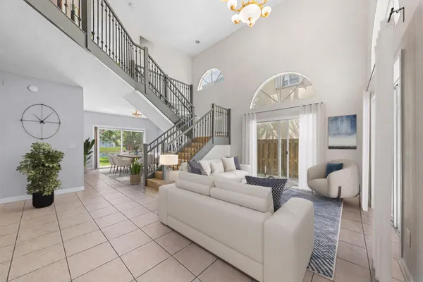 $899,999 | 11018 Northwest 47th Terrace, Doral, FL 33178