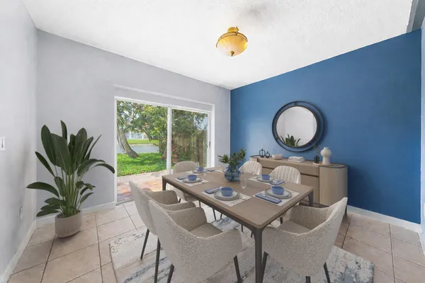 $899,999 | 11018 Northwest 47th Terrace, Doral, FL 33178