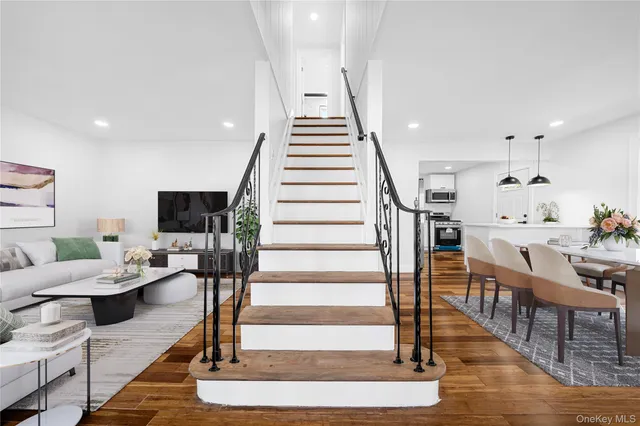 $799,000 | 92 Washington Avenue, Deer Park, NY 11729