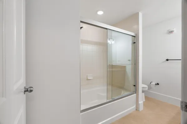 $3,400 | 250 Northeast 3rd Avenue, Unit 1207, Delray Beach, FL 33444