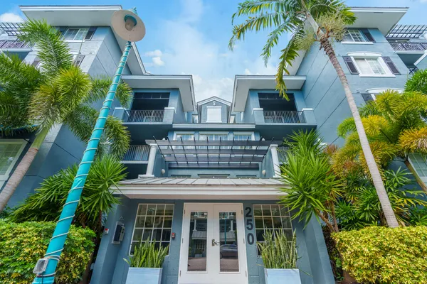 $3,400 | 250 Northeast 3rd Avenue, Unit 1207, Delray Beach, FL 33444