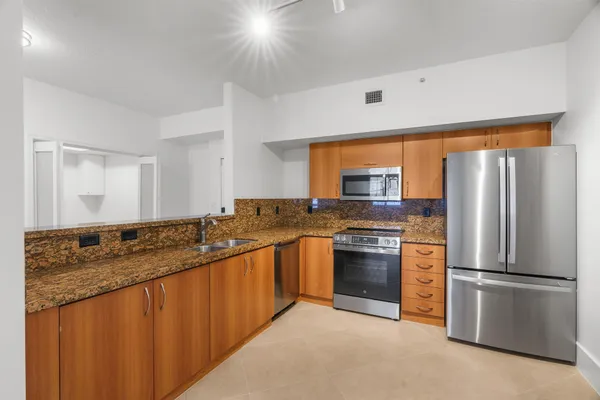 $3,400 | 250 Northeast 3rd Avenue, Unit 1207, Delray Beach, FL 33444