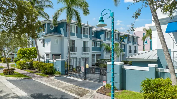 $3,400 | 250 Northeast 3rd Avenue, Unit 1207, Delray Beach, FL 33444