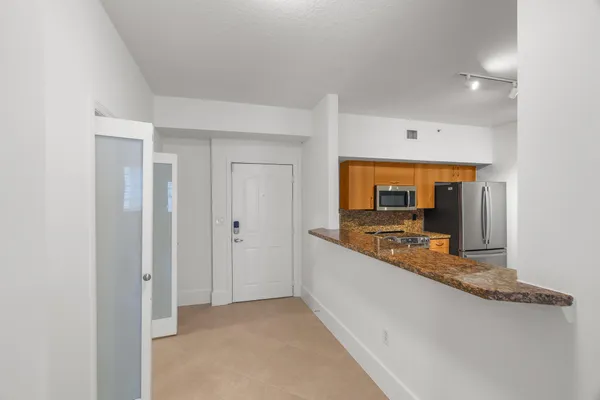 $3,400 | 250 Northeast 3rd Avenue, Unit 1207, Delray Beach, FL 33444