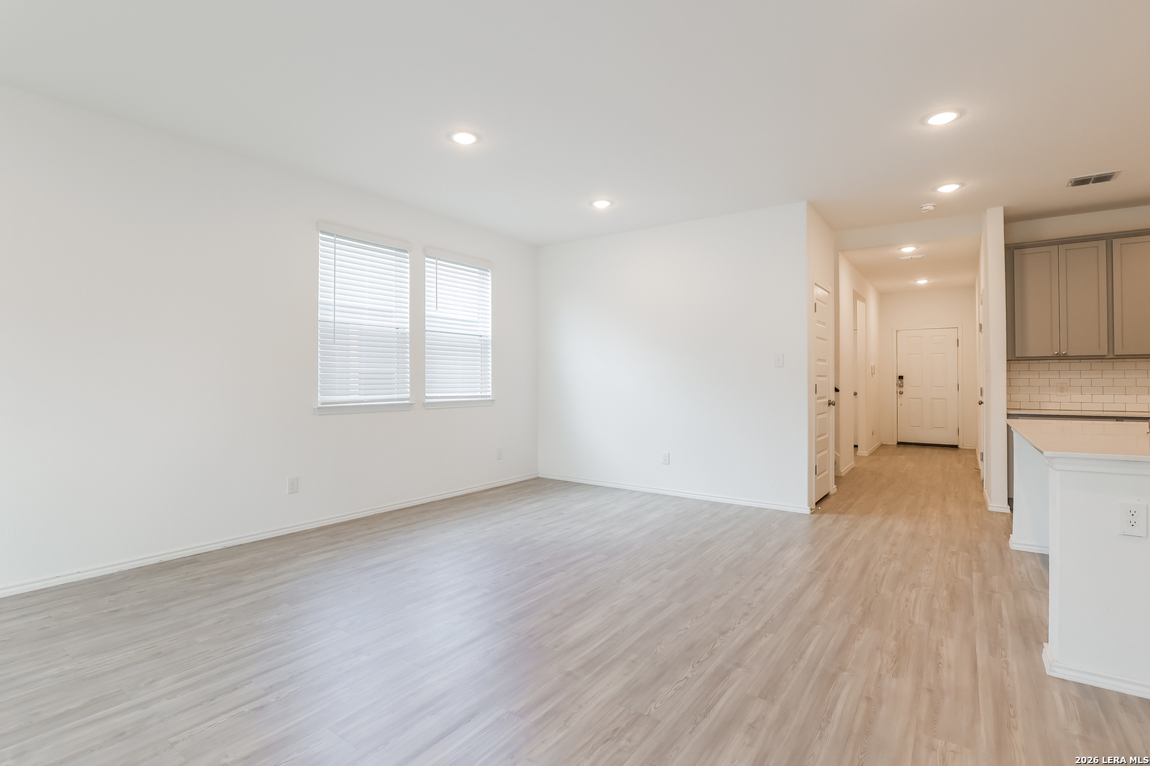 13210 Hagerd Loop St. Hedwig, TX 78152 - Photo 5 of 16