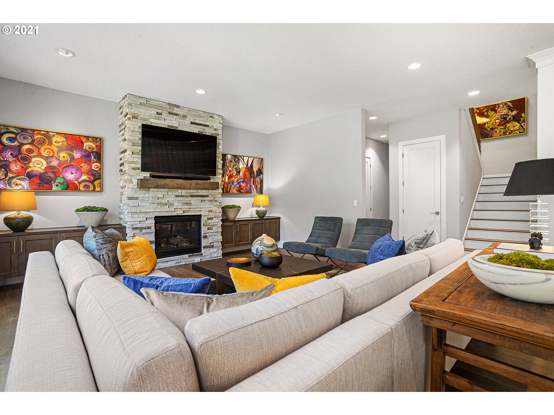 16206 Reese Road Lake Oswego, OR 97035 - Photo 4 of 32 Gallery Image 4