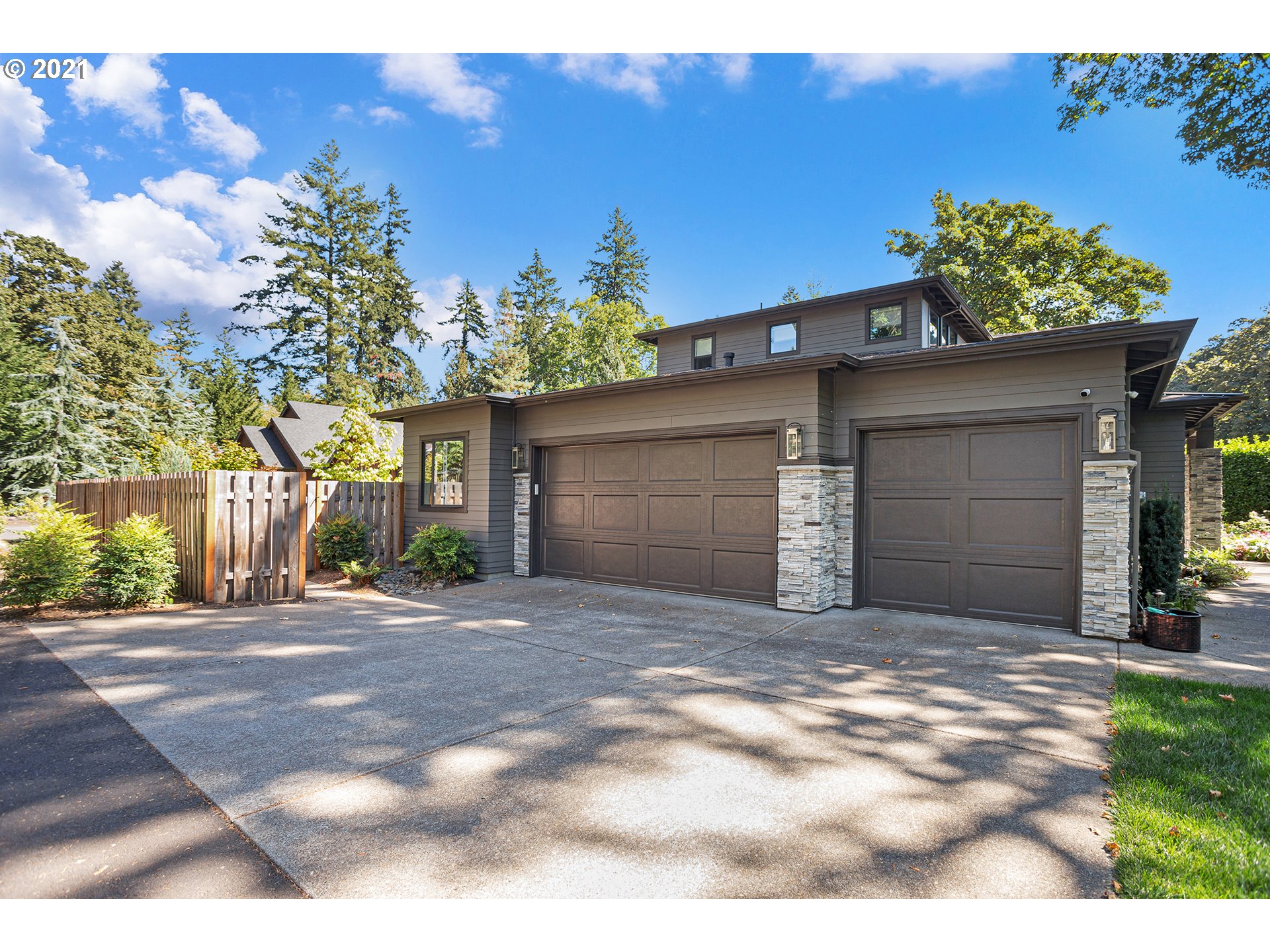 16206 Reese Road Lake Oswego, OR 97035 - Photo 32 of 32 Gallery Image 32