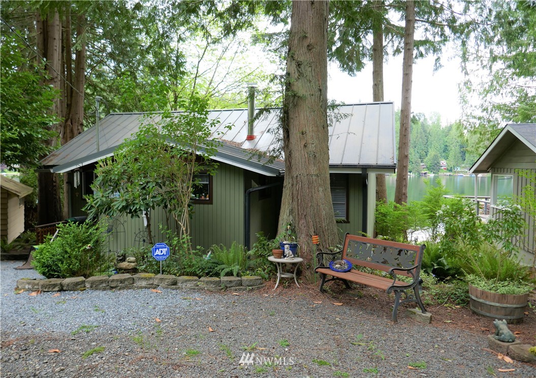 511 West Shore Loop Road Snohomish, WA 98290 - Photo 2 of 38