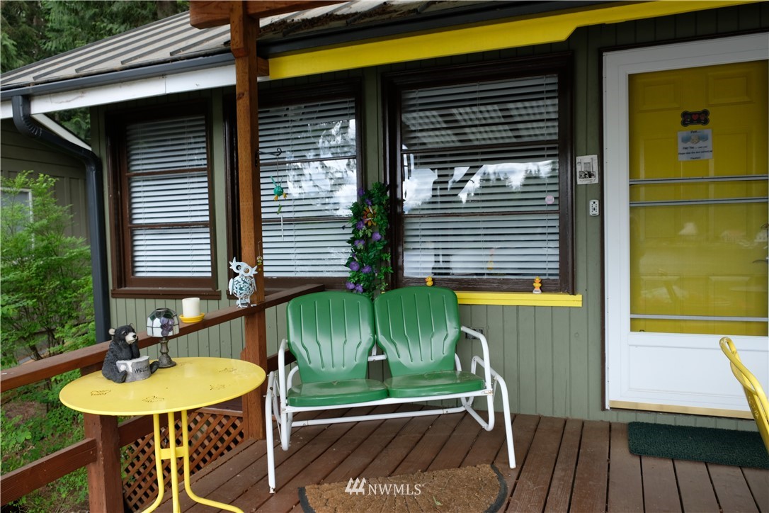 511 West Shore Loop Road Snohomish, WA 98290 - Photo 13 of 38