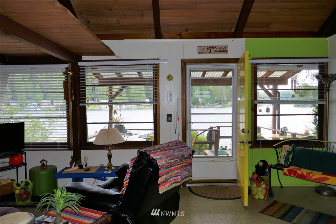 511 West Shore Loop Road Snohomish, WA 98290 - Photo 14 of 38