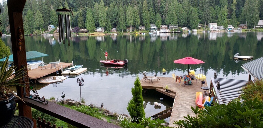511 West Shore Loop Road Snohomish, WA 98290 - Photo 10 of 38