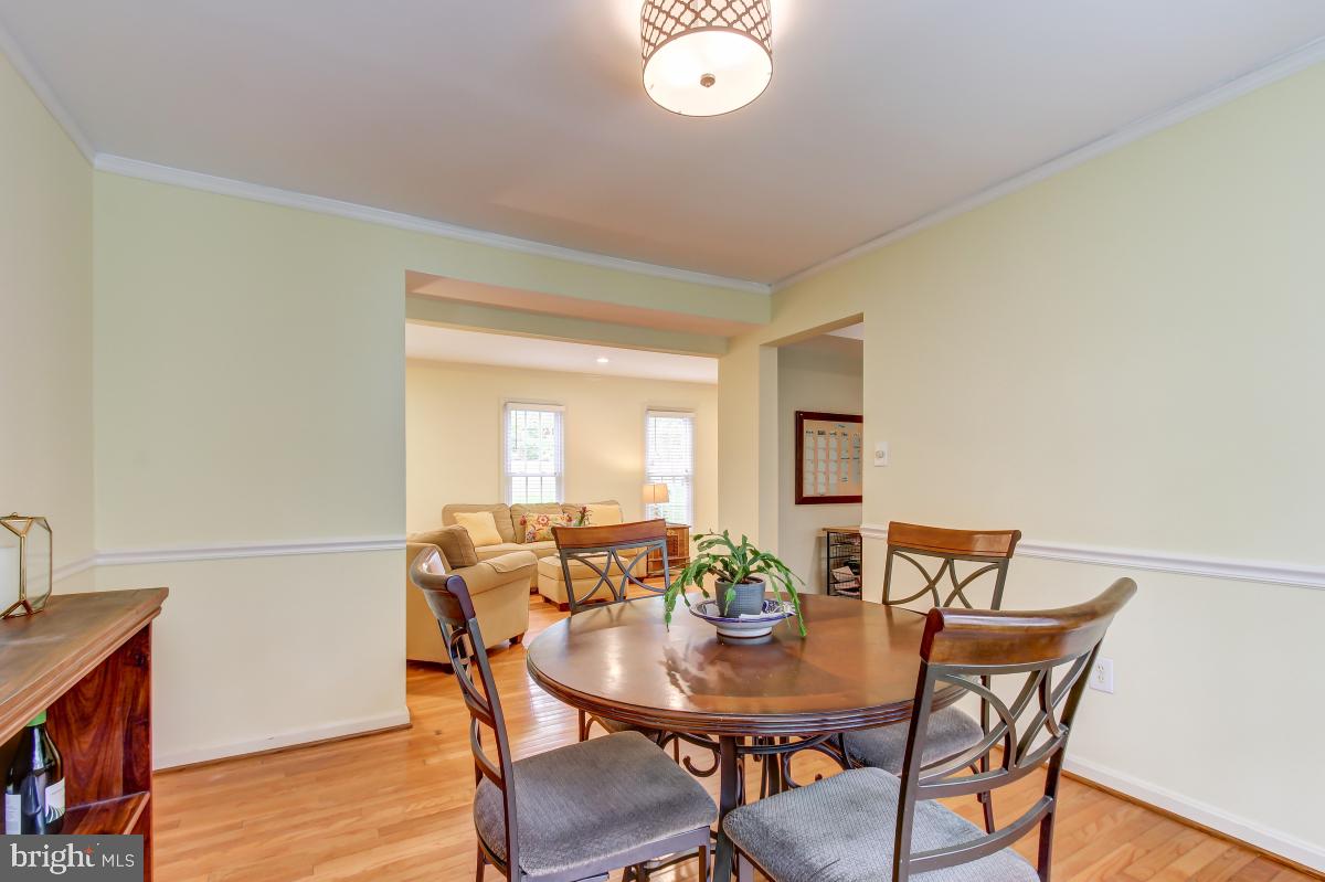 1808 Post Oak Trail Reston, VA 20191 - Photo 24 of 51 Dining Room