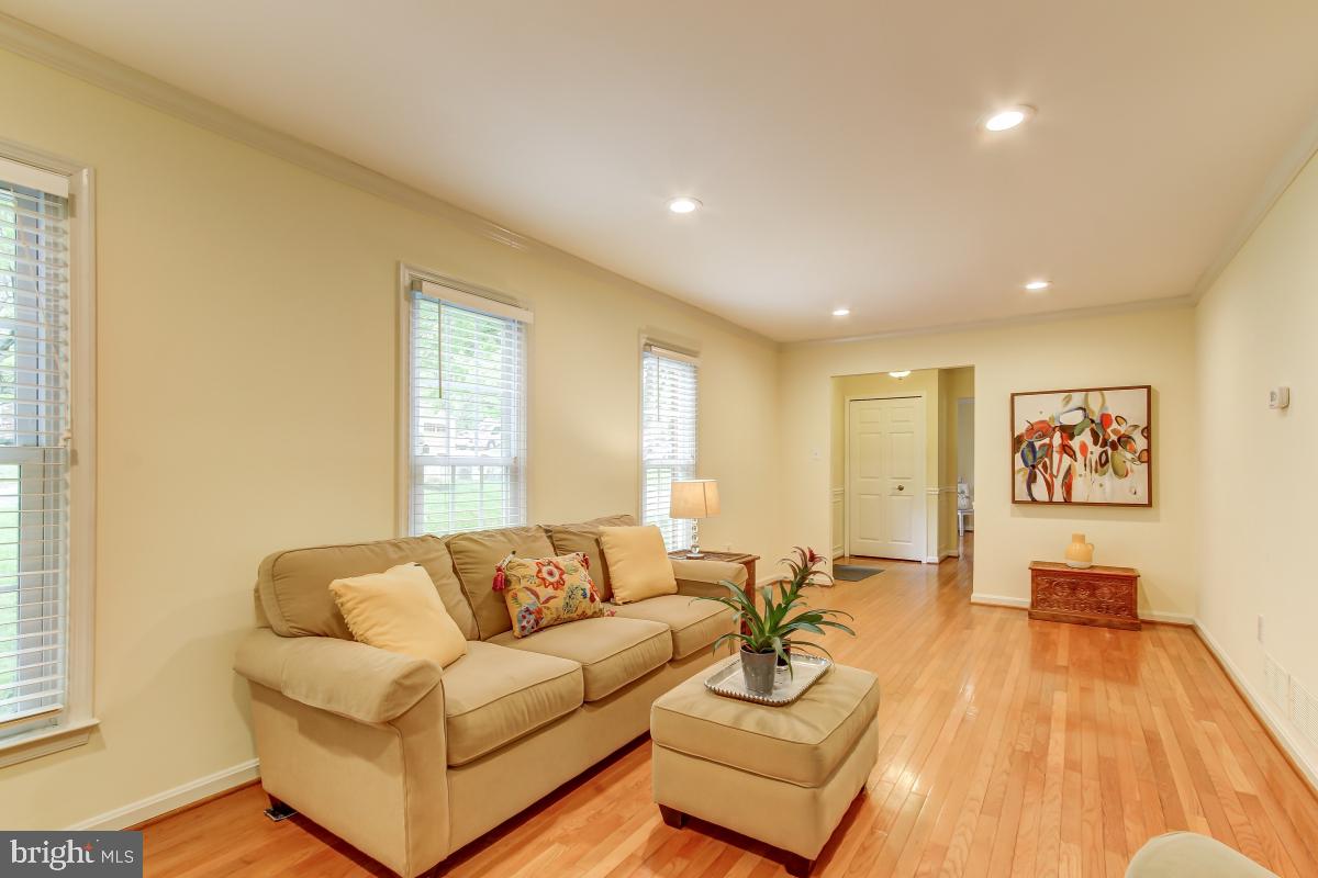 1808 Post Oak Trail Reston, VA 20191 - Photo 9 of 51 Living Room w/Recessed Lighting