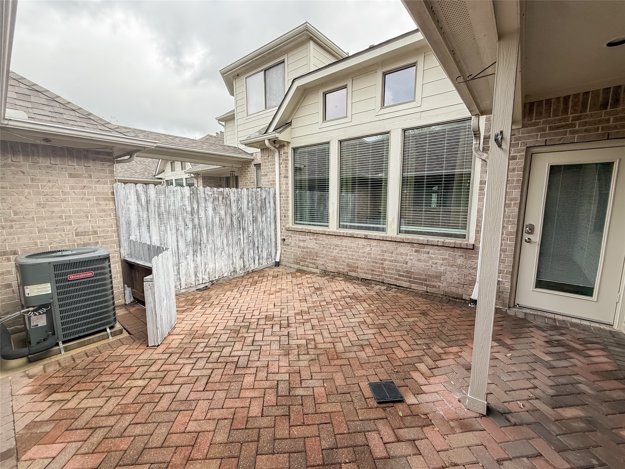 2426 Clippers Square Houston, TX 77058 - Photo 30 of 34 Large patio area with a new photo coming! The fence was replaced!