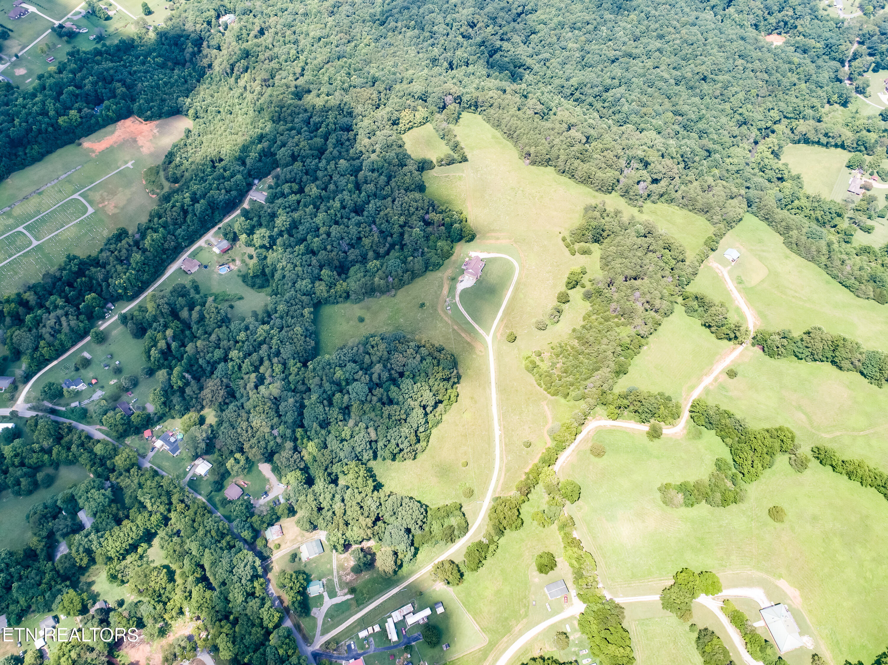 2518 Roseberry Road Mascot, TN 37806 - Photo 31 of 41 012-SMALL