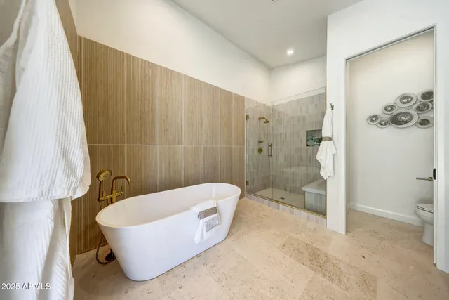 $2,590,000 | 6050 East Hollyhock Street, Phoenix, AZ 85018