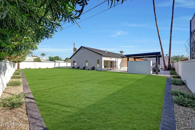 $2,590,000 | 6050 East Hollyhock Street, Phoenix, AZ 85018